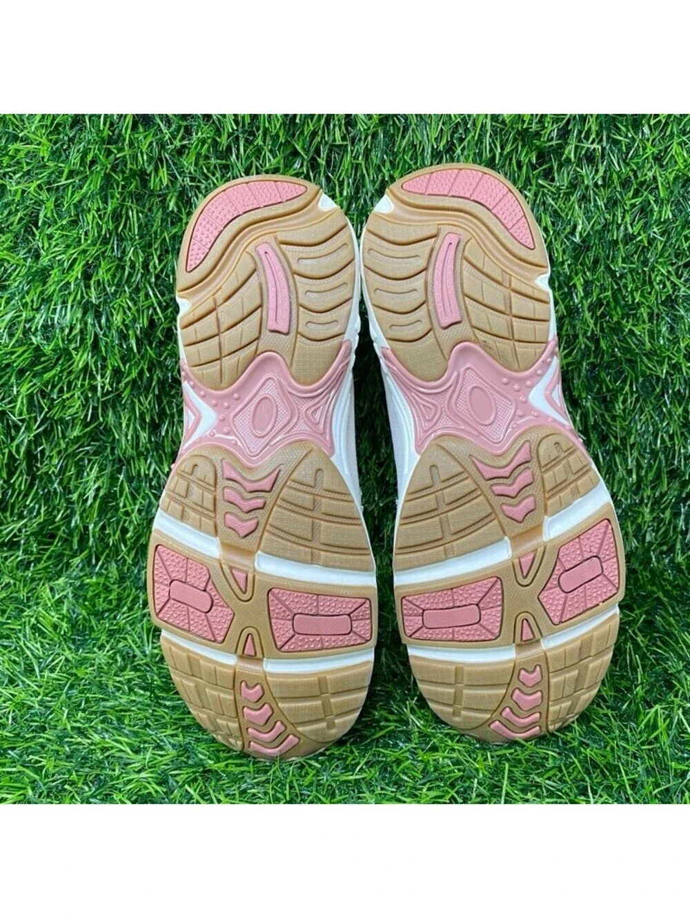 NEW Vionic 23Walk Loafer Women's Size 8 Loafers Slip-Ons Cream Suede 2296